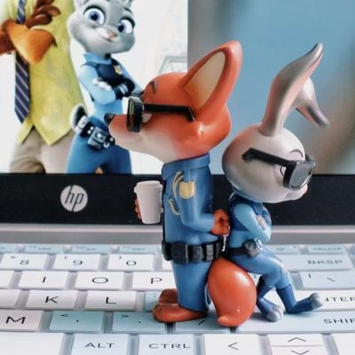 52TOYS疯狂动物城尼克朱迪盲盒