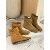 春季 绒面小短靴女轻便内增高网红百搭显脚小时装 靴2026年秋0128ed