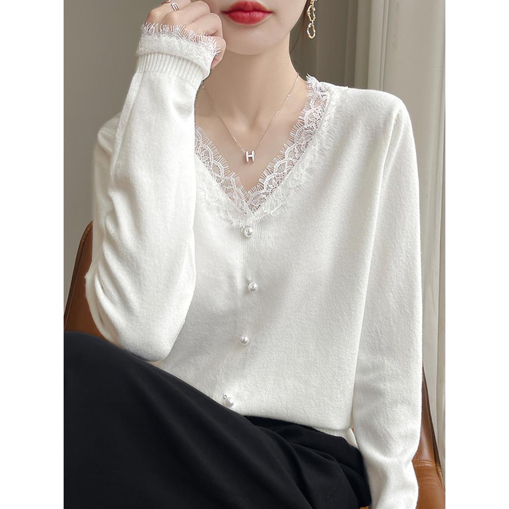 秋冬早秋蕾丝V领针织打底衫女2025新款秋内搭上衣洋气大码女1204u