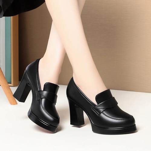 女士秋季单鞋妈妈皮鞋