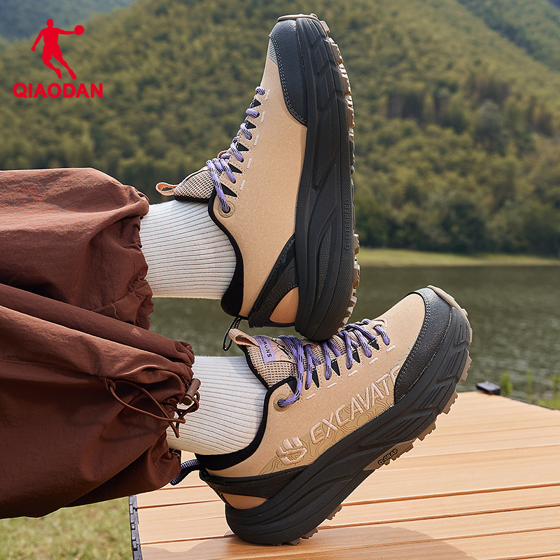 乔丹户外生活鞋女厚底增高回弹鞋