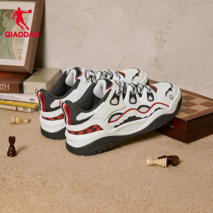 乔丹男款运动板鞋熊猫面包2.02026冬季新款男士增高舒适解构板鞋