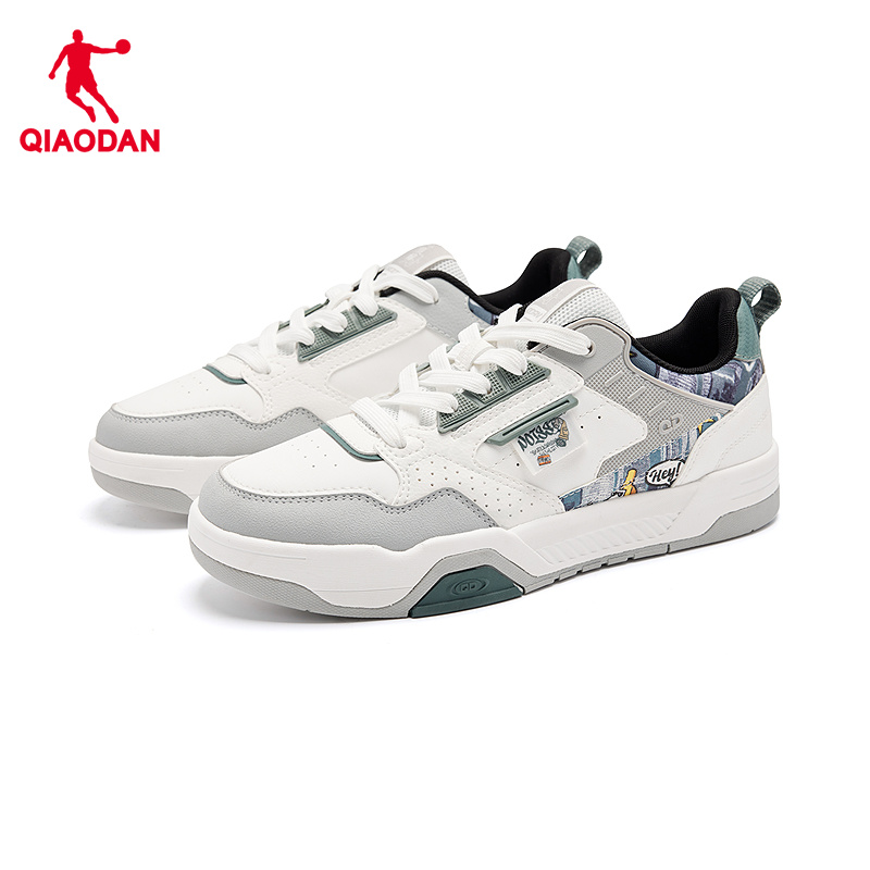 乔丹男板鞋防滑轻便耐磨休闲鞋