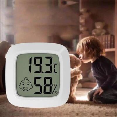 1Pc New Mini LCD Digital Thermometer Hygrometer Indoor Room