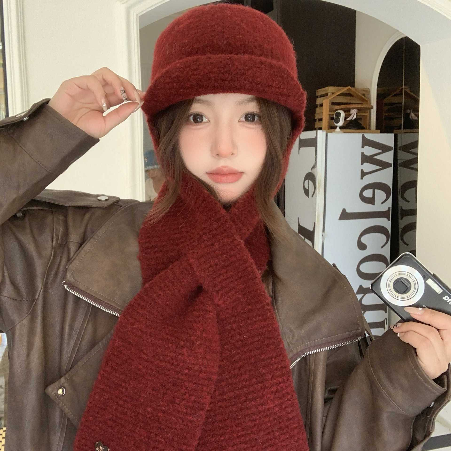酒红色女秋冬显脸小包头帽