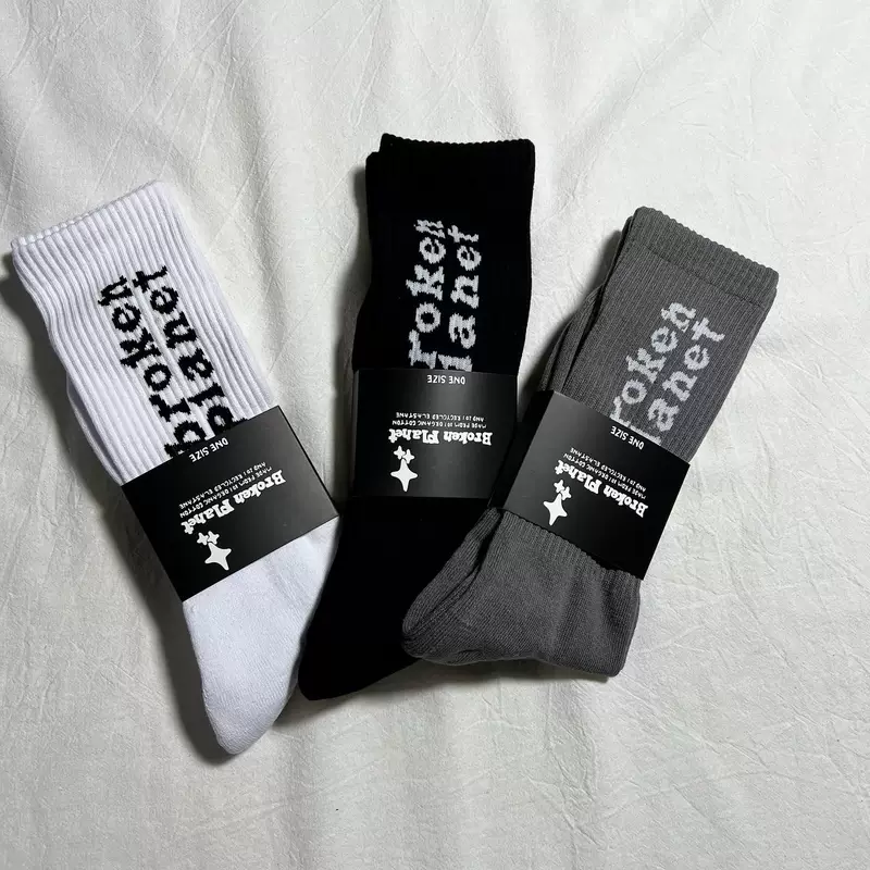 BROKEN PLANET socks