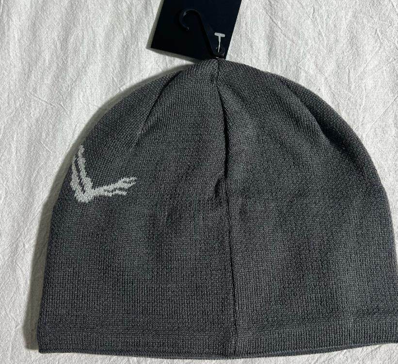 thumbnail for It feels good in the hand, only three colors of black and gray cold hats and white
