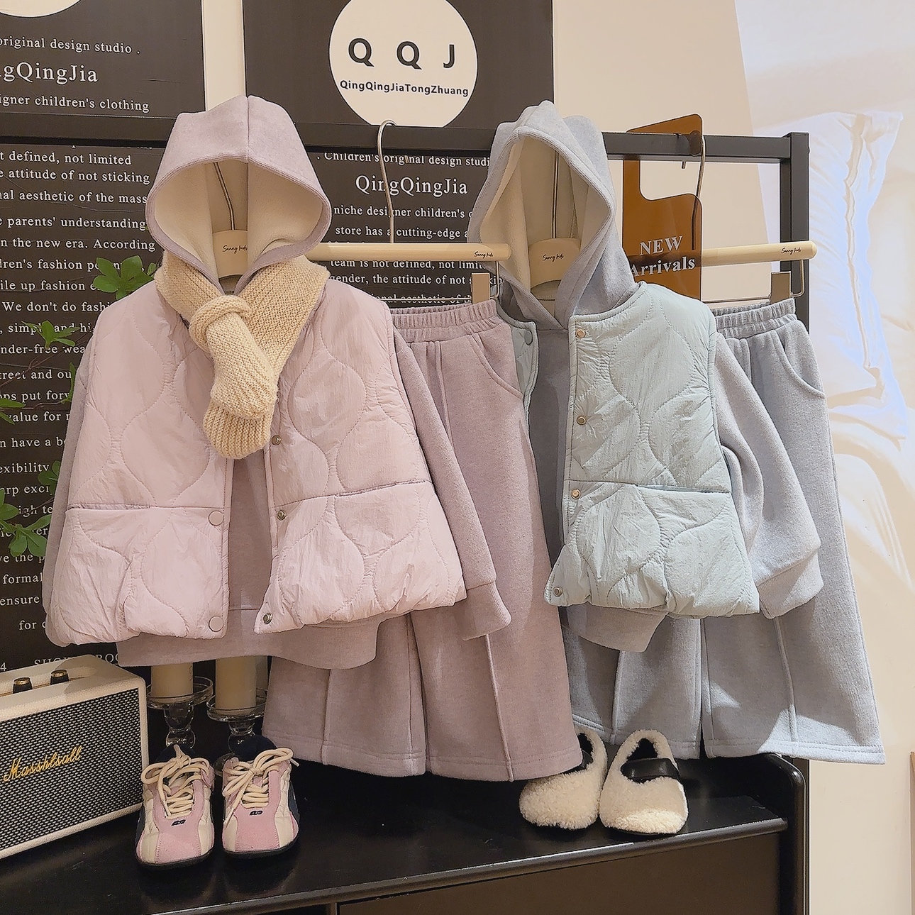 女童休闲韩版连帽加绒卫衣棉马甲裤子三件套2025冬季新款AWB107鱼