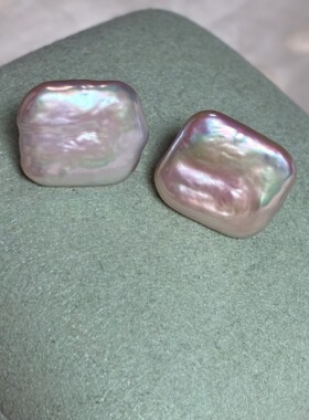 S925银强光巴洛克珍珠耳钉