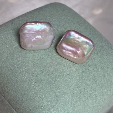 s925银强光炫彩方片珍珠耳钉天然巴洛克异形珍珠耳饰简约百搭气质