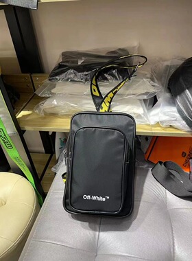 OFF WHITE欧美单肩包斜挎包OW男士胸包运动休闲手机包女情侣款潮