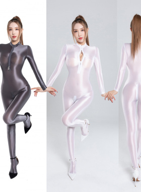 Baju Sambungan Panjang Sarung Kaki dan Tangan dengan Zip Dwi