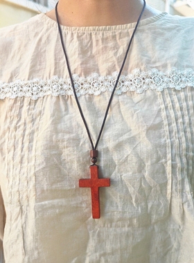 手工雕刻红花梨木十字架吊坠项链