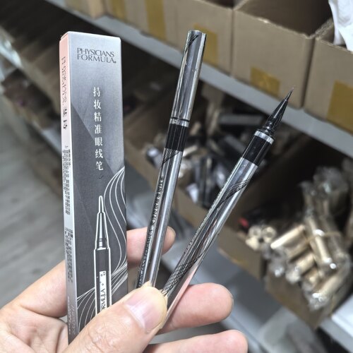 PF斐诗持妆精准眼线笔不易晕染