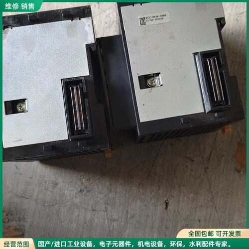可维修CJ1W-PA205R欧姆龙PLC电源模块，图片实物拆机