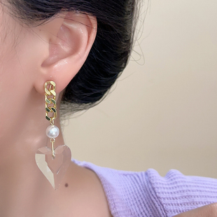 精致高级感长款吊坠透明水晶爱心耳钉时尚轻奢夸张无洞蚊香盘耳夹