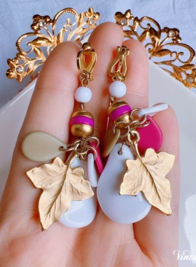 Vintage复古扫肩耳夹昭和风枫叶双面亚克力流苏无底洞配饰E1105