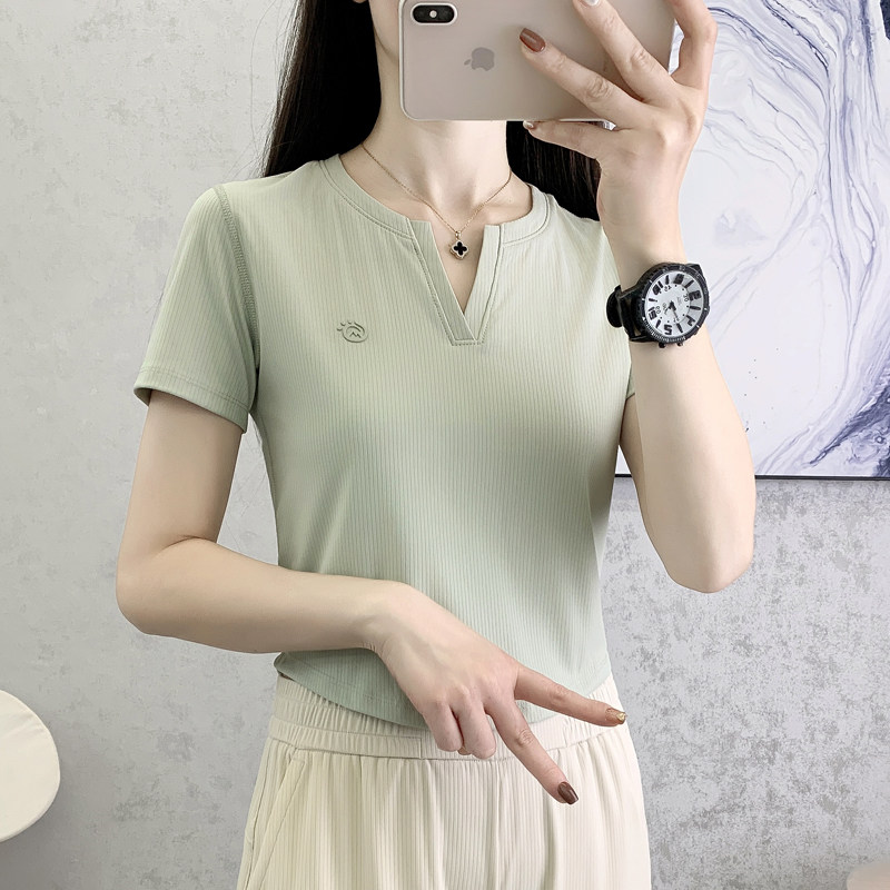夏季新款V领速干衣T恤女修身显瘦凉感透气短款上衣防晒7A抗菌短袖