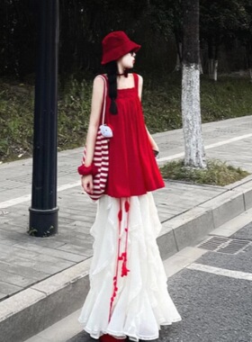 韩系红色露背无袖吊带女外穿2025新款减龄气质绝美鱼骨上衣加半裙