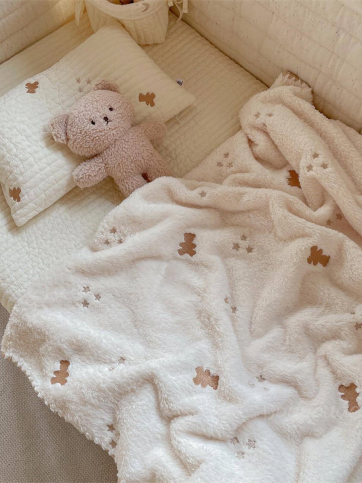 우유 벨벳 던지기  담요 봄 가을 겨울  ??던지기 담요 산호 벨벳 이불  어린이 FARAI 벨벳 담요