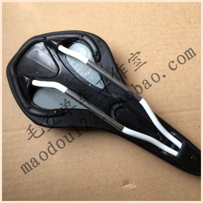 Selle de vélo cyclisme sur route - Ref 2359972 Image 3