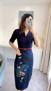 女士2025夏新款豹纹英伦简约修身显瘦中长款包臀连衣裙