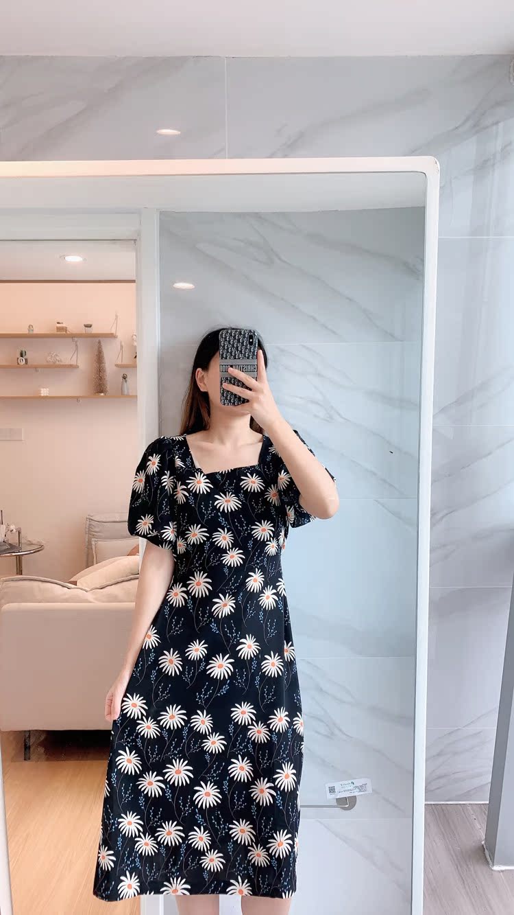 2025新款连衣裙一片式短袖裹身裙碎花印花修身显瘦气质女裙高腰裙