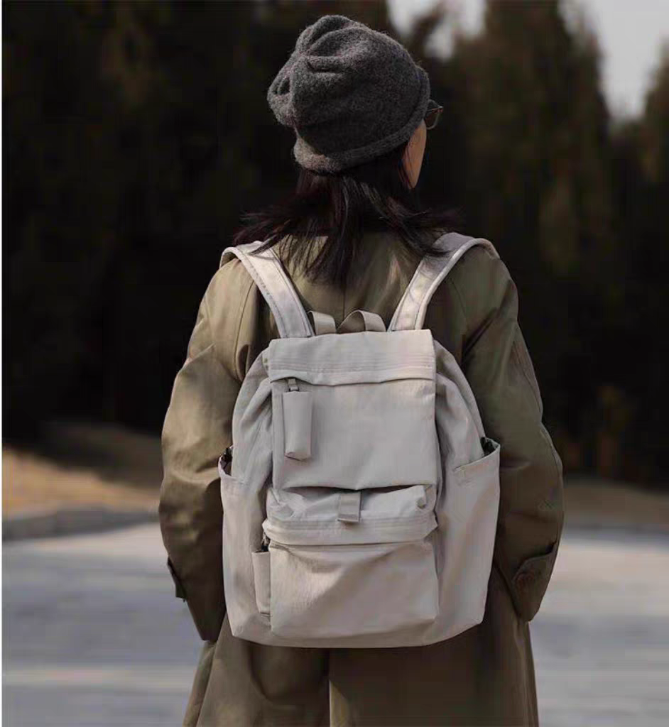 2025新款时尚/双肩包女背包户外休闲运动大容量学生包男女同款,箱包皮具/热销女包/男包,双肩背包,淘宝优惠券,粉丝福利购,淘宝优惠卷