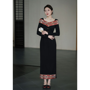 鹿与玫瑰新中式拼接黑色连衣裙长裙气质显瘦修身宴会礼服裙女秋冬