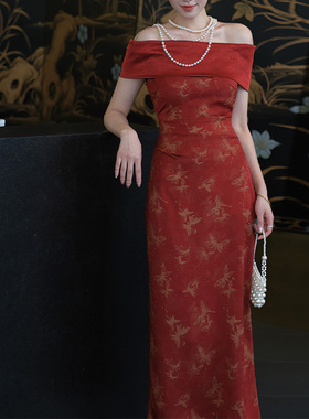 鹿与玫瑰法式复古绝美一字肩红色连衣裙女气质显瘦敬酒服礼服裙子