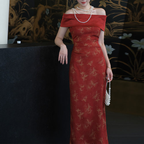 新中式国风红色一字肩连衣裙