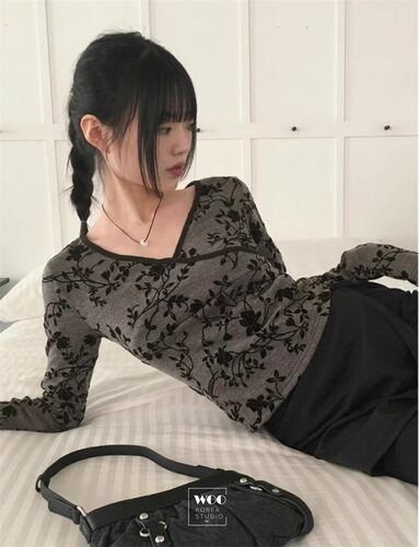 修身V领交叉打底衫T恤上衣