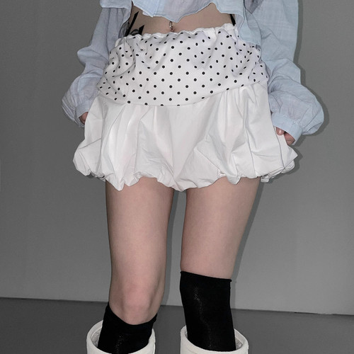 接拼设计松紧腰A字蓬蓬半身短裙