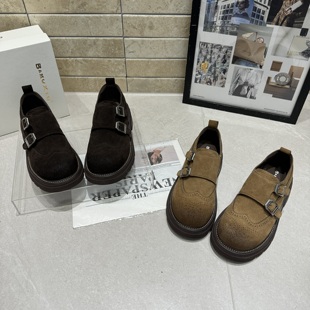 黑色小皮鞋 皮带扣圆头厚底女鞋 英伦风学院风雕花布洛克鞋 2025新款