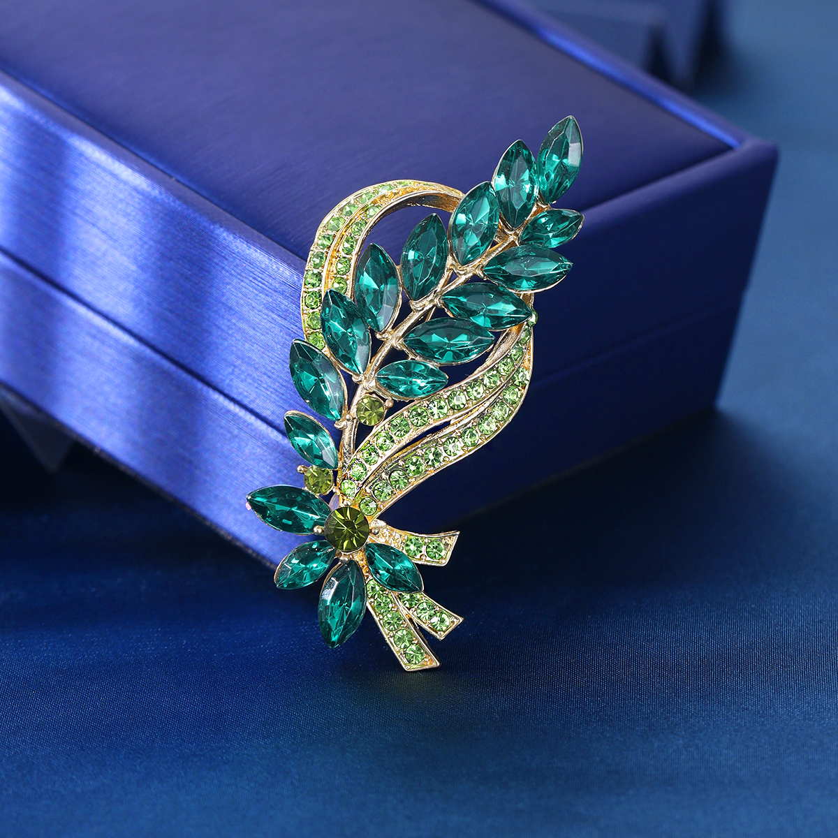 复古简约绿水晶麦穗胸针高档女士胸花别针优雅西装礼服配饰品领针