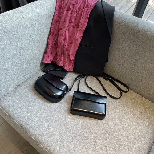 芥末小妹·甜酷黑色小包 2025春夏韩系ins单肩百搭斜挎手机包女