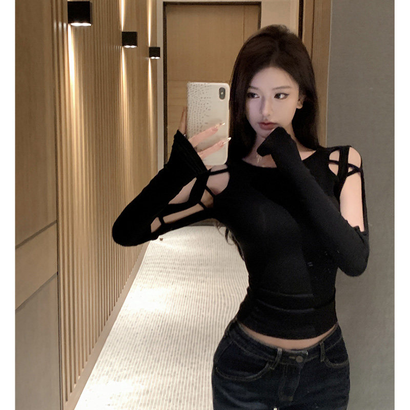 2026春季新款黑色镂空T恤女露肩设计感短裤修身性感辣妹长袖上衣,女装/女士精品,T恤,淘宝优惠券,粉丝福利购,淘宝优惠卷