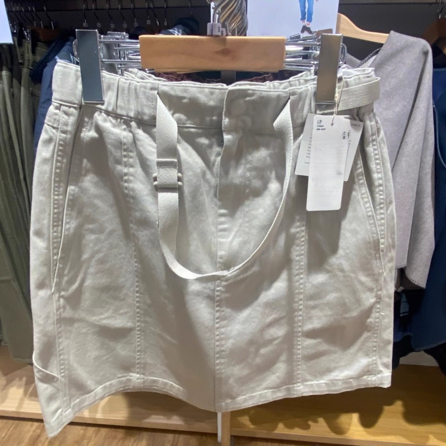 女装纯色休闲迷你裙半身裙直筒包臀裙工装裙A字裙秋冬新款479768