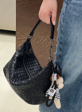 B家牛皮编织真皮女包欧洲站手提腋下包时尚饭盒包单肩斜挎枕头包