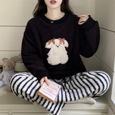 珊瑚绒冬加绒加厚防静电家居服女