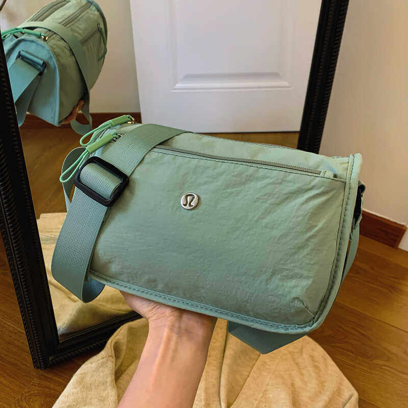 逛街斜挎包牛津布超轻单肩休闲包高级感时尚简约小方包女士通勤包,箱包皮具/热销女包/男包,通用款女包,淘宝优惠券,粉丝福利购,淘宝优惠卷