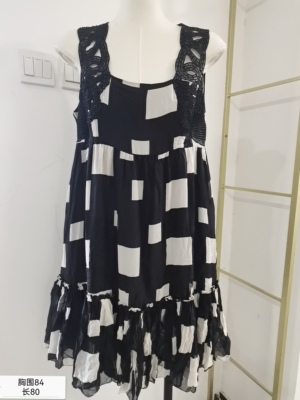 甜美风法式碎花白色不规则连衣裙桑蚕丝长裙方领吊带法式荷叶边