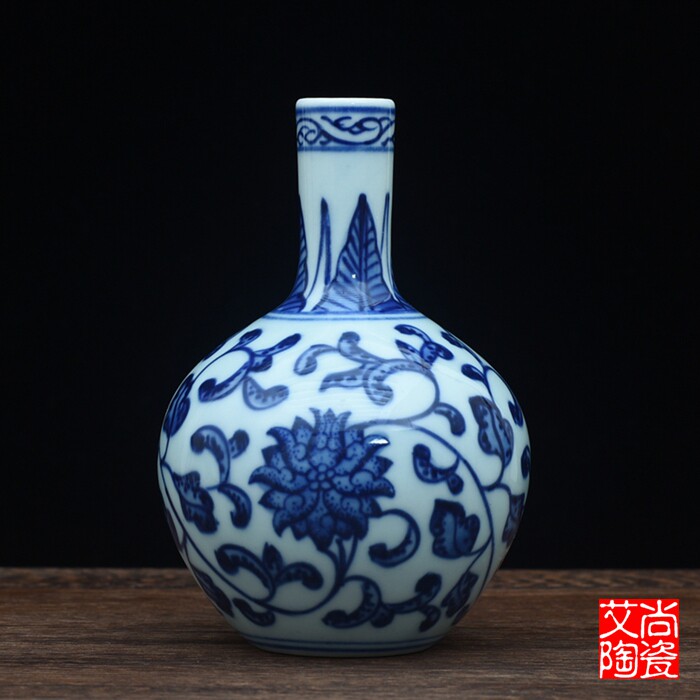 树叶款青花小天球瓶景德镇彷古瓷器陶瓷花瓶明清古典家装饰小摆件
