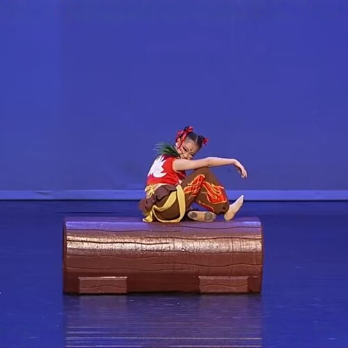 哪吒独舞道具定制演出表演摆件