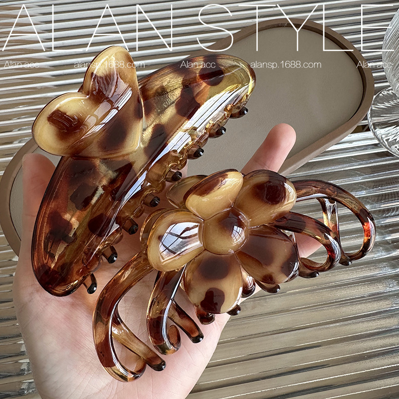 法式新款后脑勺美拉德豹纹抓夹大号发量多花朵爱心鲨鱼夹感夹
