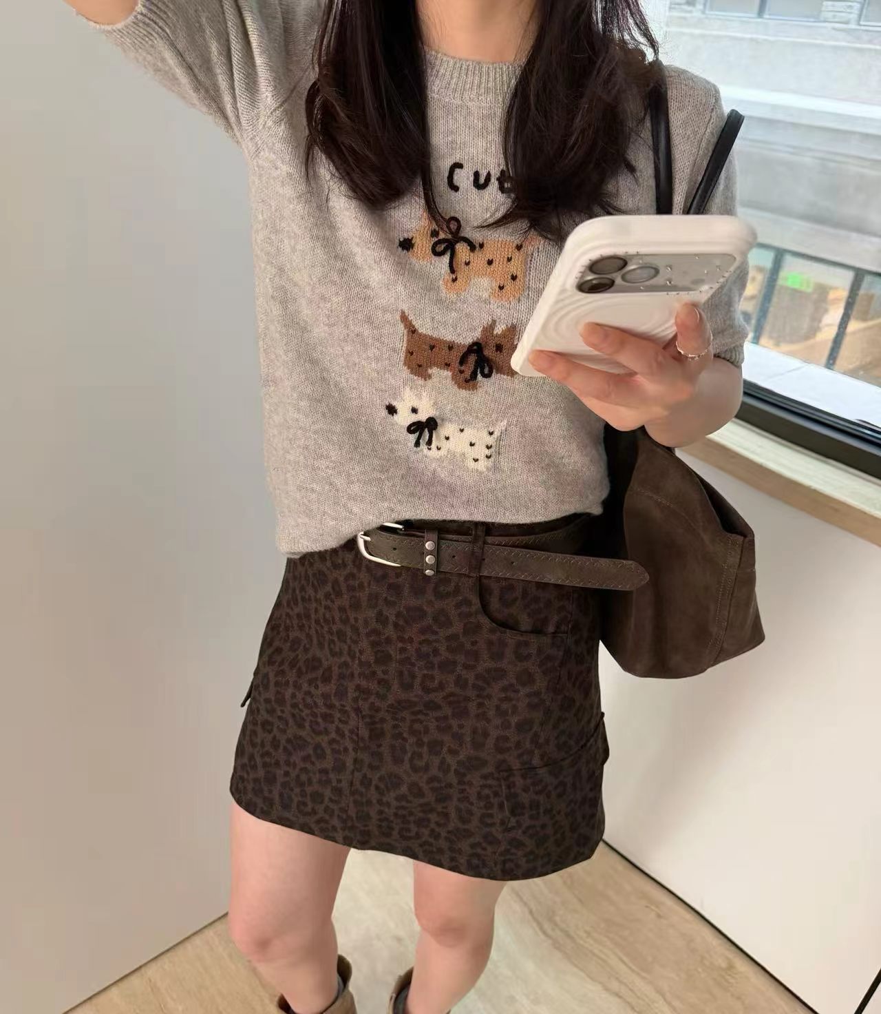 韩国东大门正品女装 2026秋新圆领短袖立体蝴蝶结可爱小狗针织衫