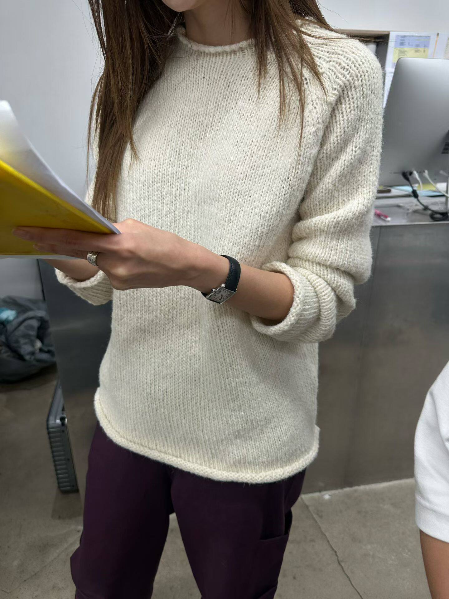 韩国东大门正品女装秋季新款百搭显瘦卷边圆领长袖针织衫毛衣上衣
