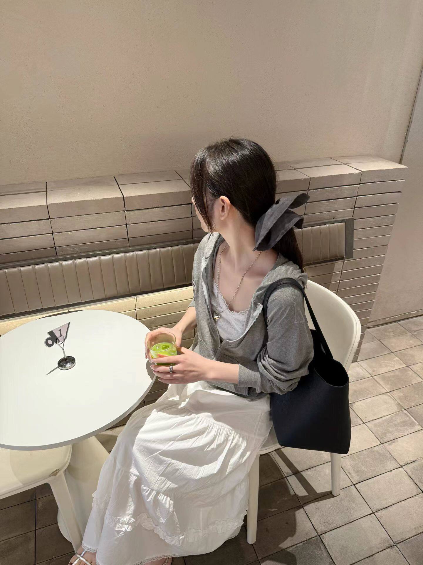 韩国东大门正品女装 2026春夏季新薄款拉链连帽卫衣外套防晒面膜