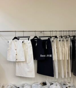 韩国东大门正品女装2026春夏高品质V领无袖背心马甲半身裙套装ins