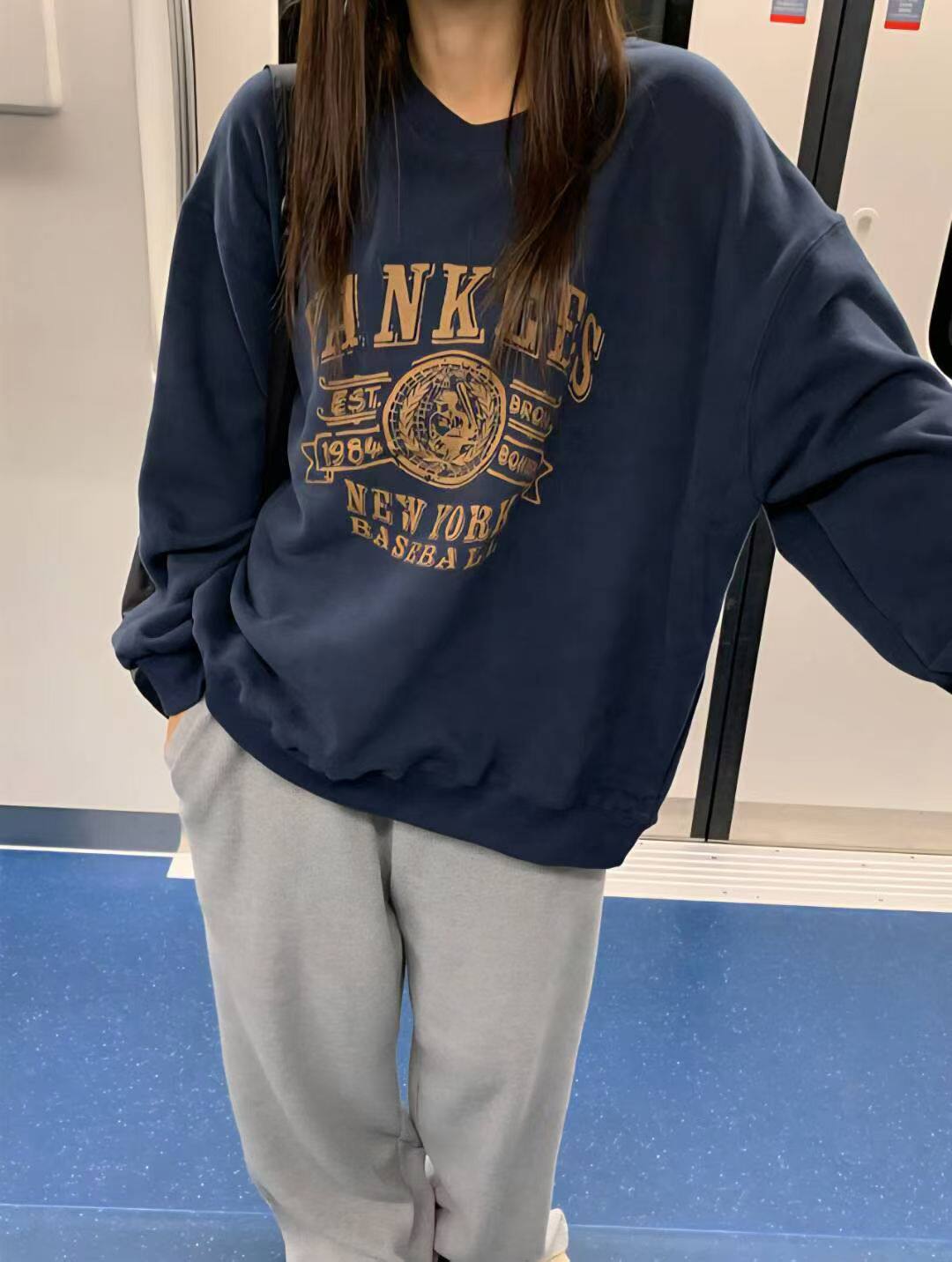 韩国东大门正品女装秋冬高品质圆领宽松显瘦字母印花卫衣加绒加厚